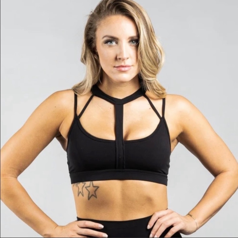 Buffbunny Bra- size large. Color black.